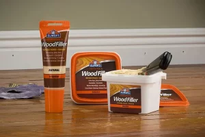 Elmer's carpenter's wood filler is the perfect solution for any woodworking project.