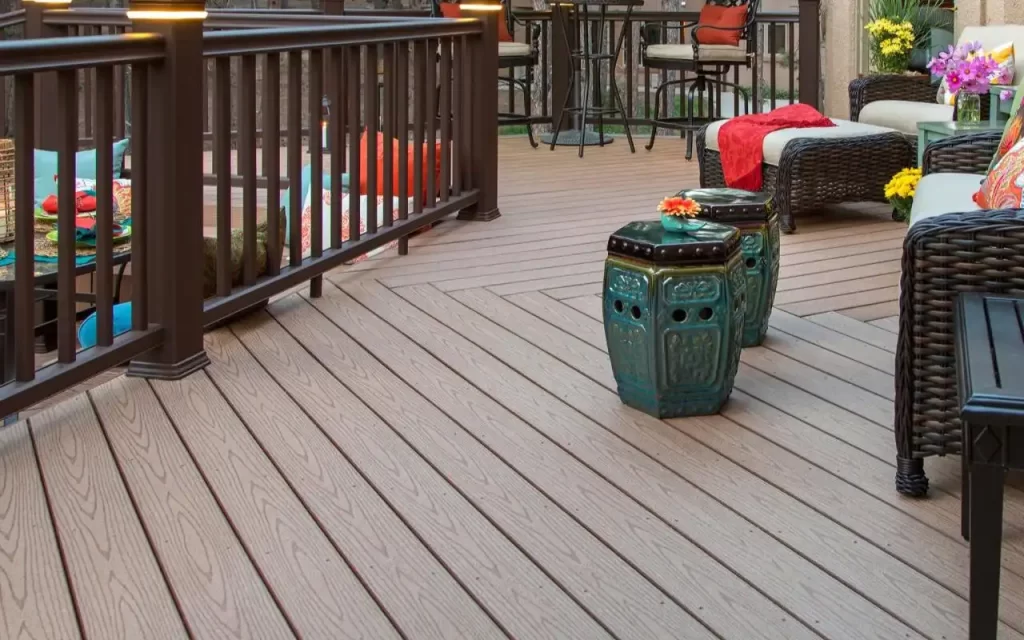 Why is Composite Decking a Better Choice?